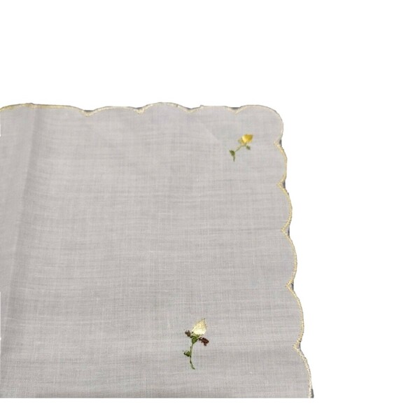 Vintage White Handkerchief Hanky Embroidered Yellow Rose Yellow Scalloped Edge - Picture 3 of 3